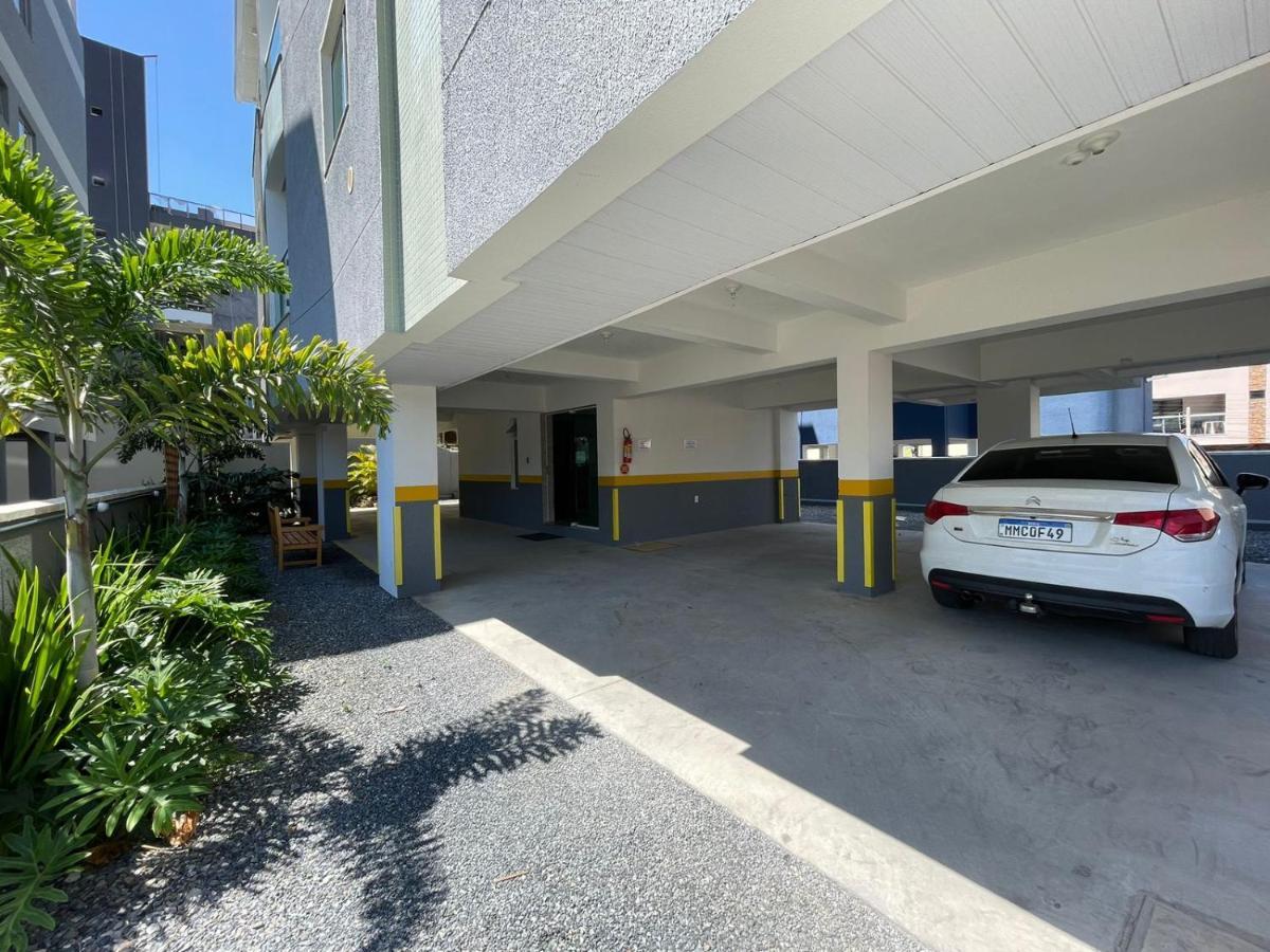 Residencial Pica Pau 103 Mono Apartment บอมบินญัส ภายนอก รูปภาพ